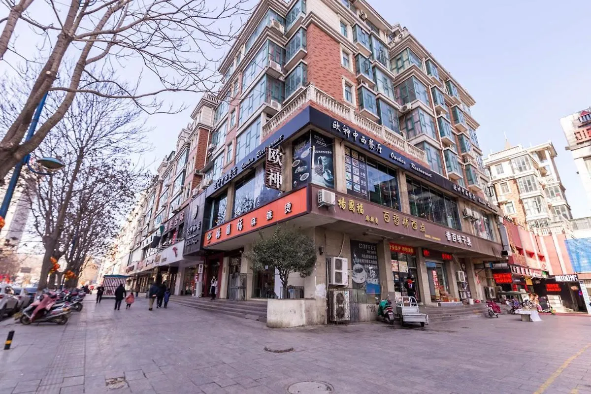Zhengzhou Shangjie-Near Wuyun Mountain- Locals Apartment 00144970 Beixiawo 0*,  Κίνα